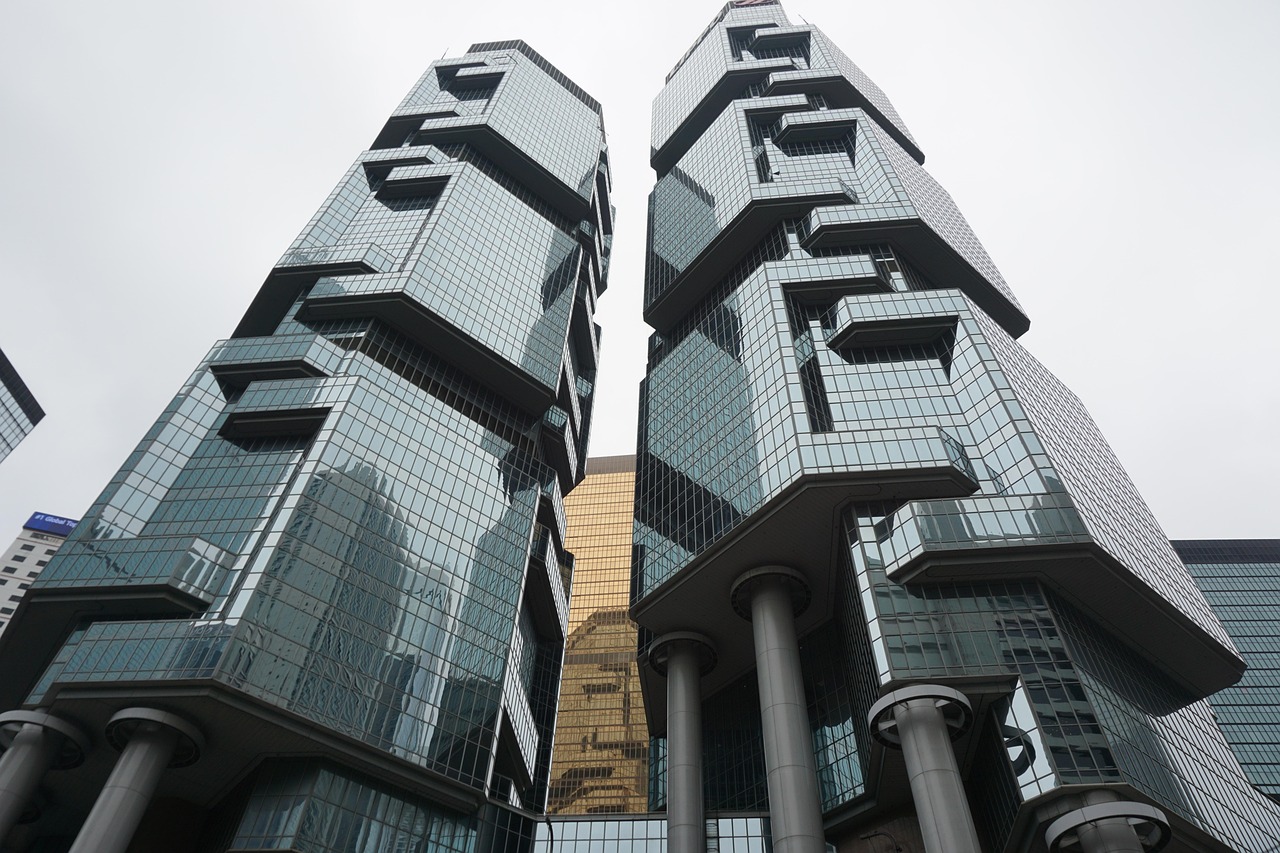 超800家机构接力调研上市银行，外资也来了！A股城商行最受宠，有何吸引力？
